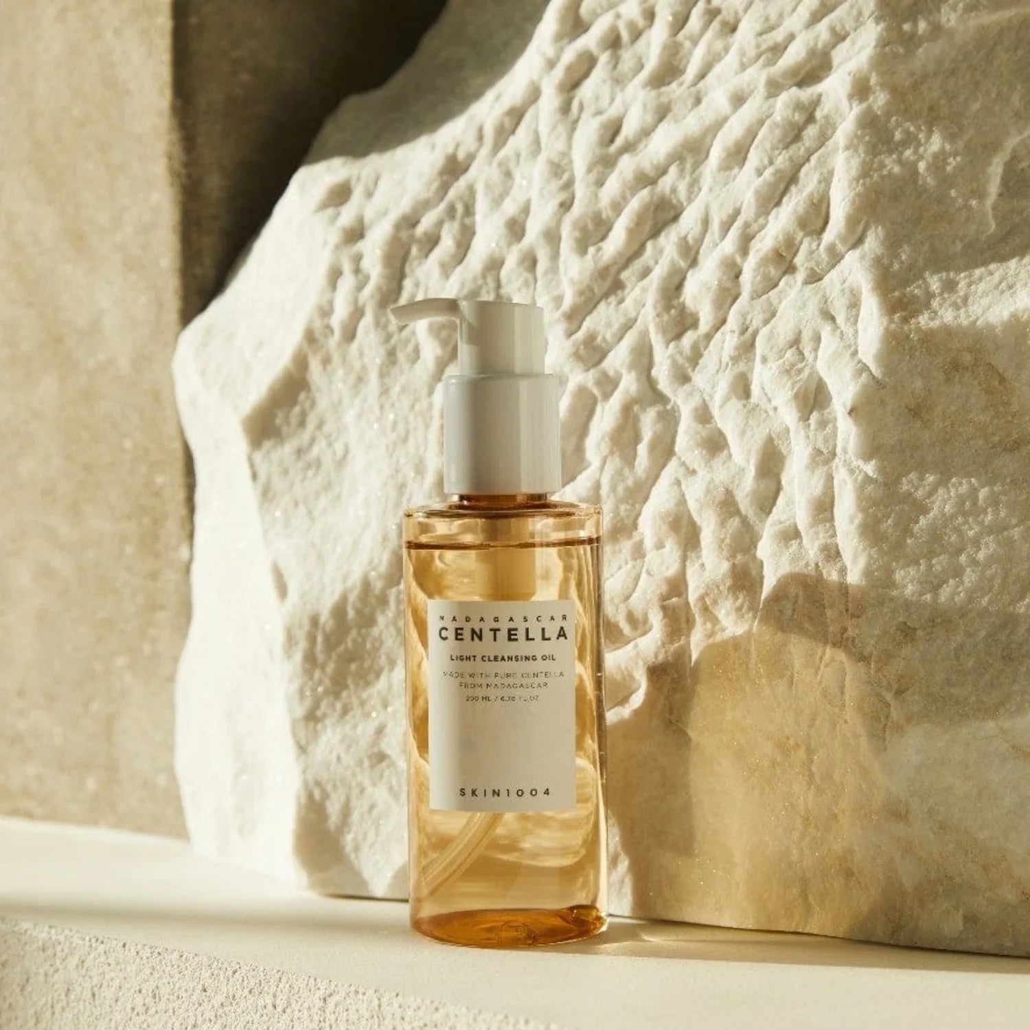 SKIN1004 – Madagascar Centella Light Cleansing Oil 200ml