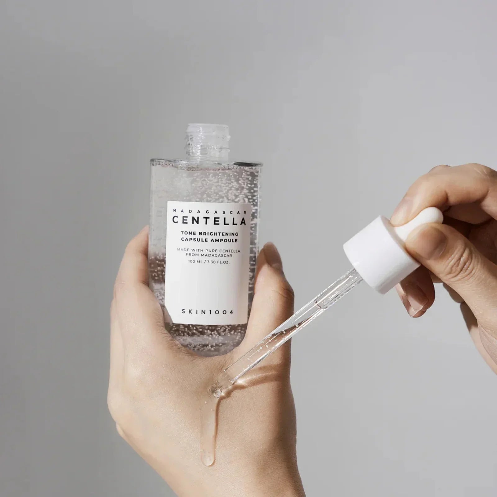 SKIN1004 – Madagascar Centella Tone Brightening Capsule Ampoule.